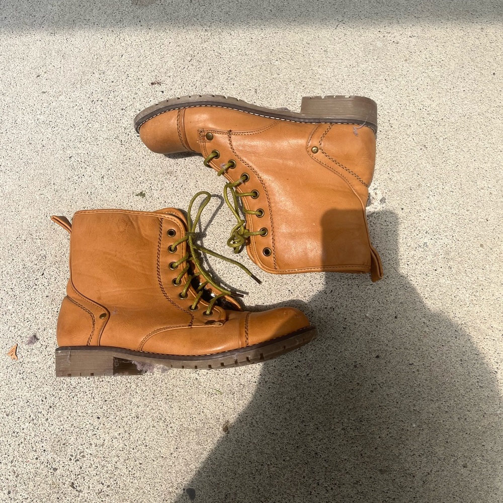 NWOT Warm Brown Lace-Up Combat Boots